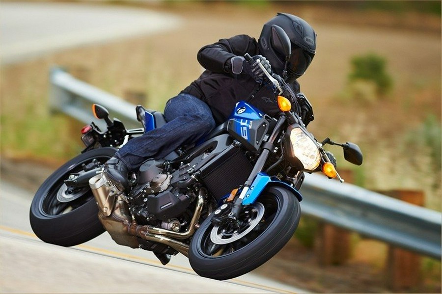 2016 Yamaha Motor Corp., USA FZ-09