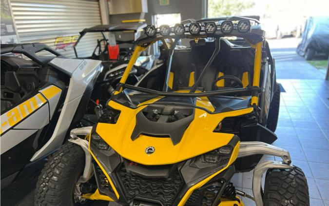 2024 Can-Am™ Maverick R X rs