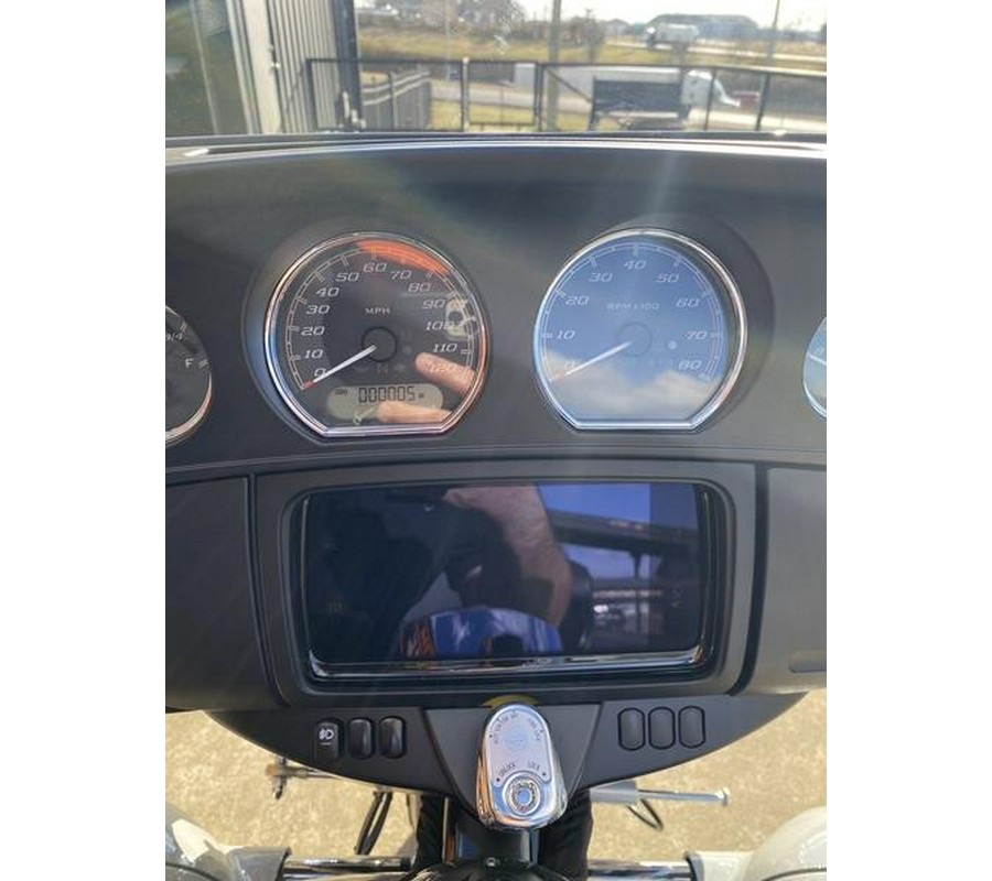 2024 Harley-Davidson® FLHTCUTG - Tri Glide® Ultra