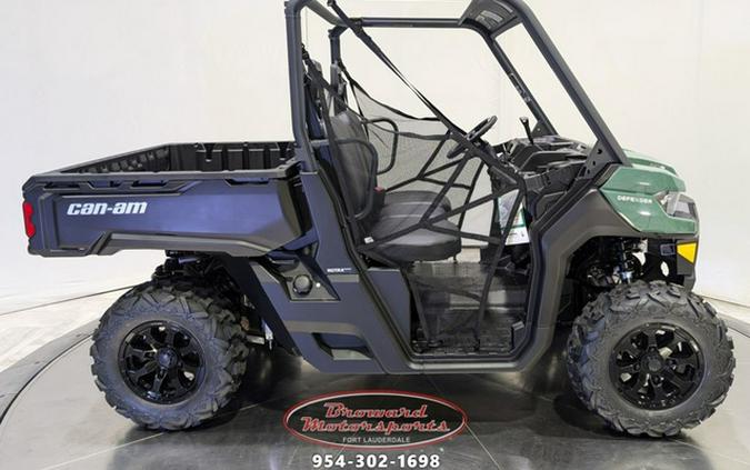 2025 Can-Am Defender DPS HD9 Compass Green