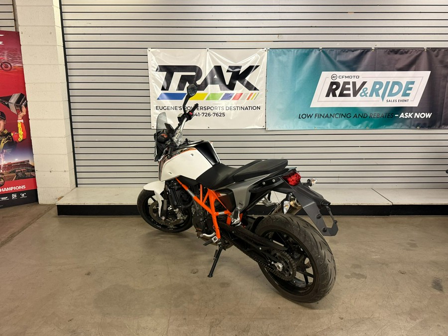 2013 KTM 690 Duke