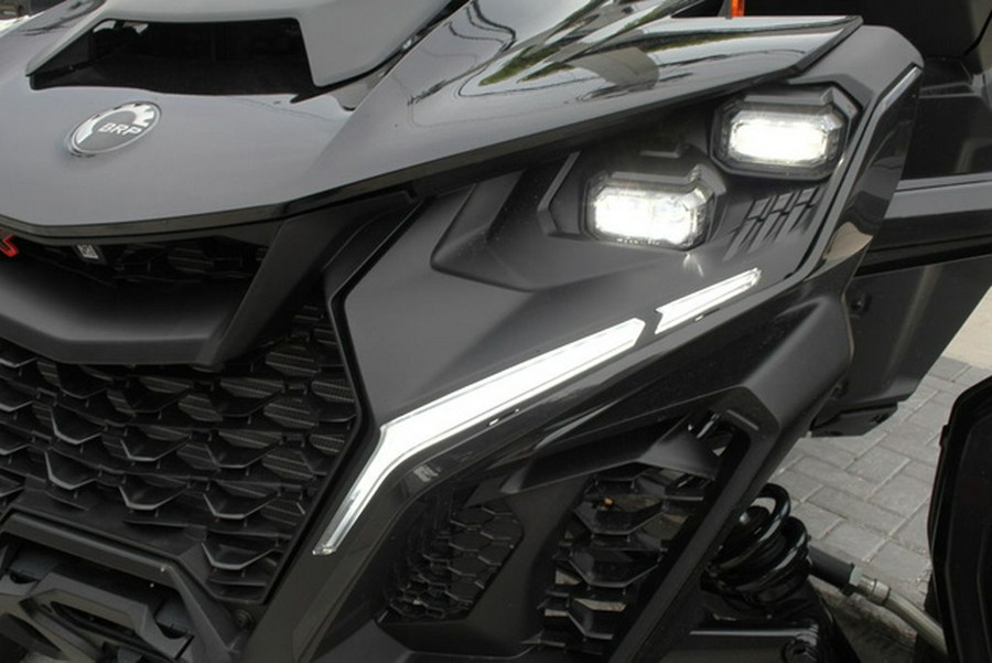 2026 Can-Am Maverick R Max X RS With Smart-Shox