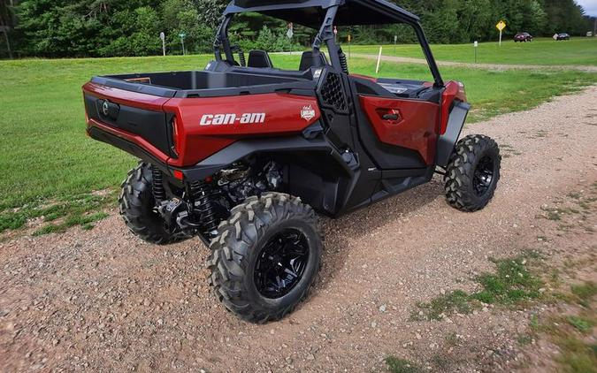 2024 Can-Am® Commander XT 700