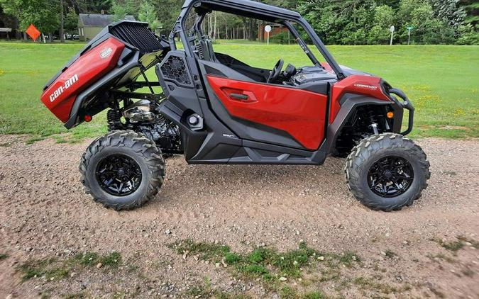 2024 Can-Am® Commander XT 700