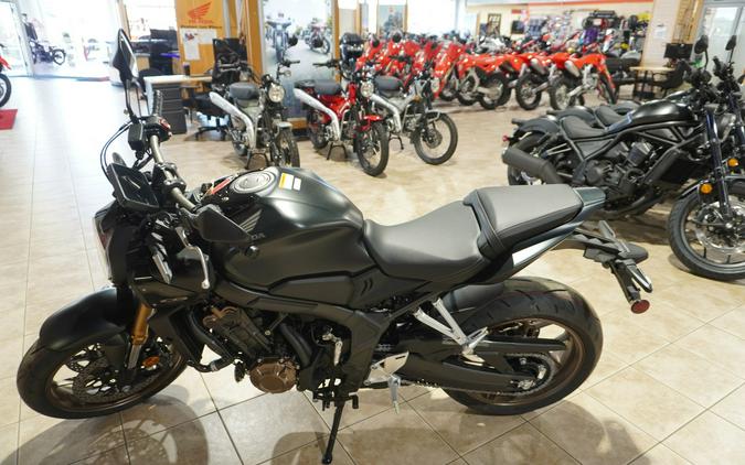 2026 CB650RACT - Honda