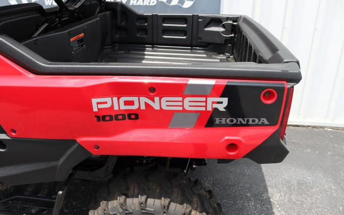 2024 Honda® Pioneer 1000 Deluxe