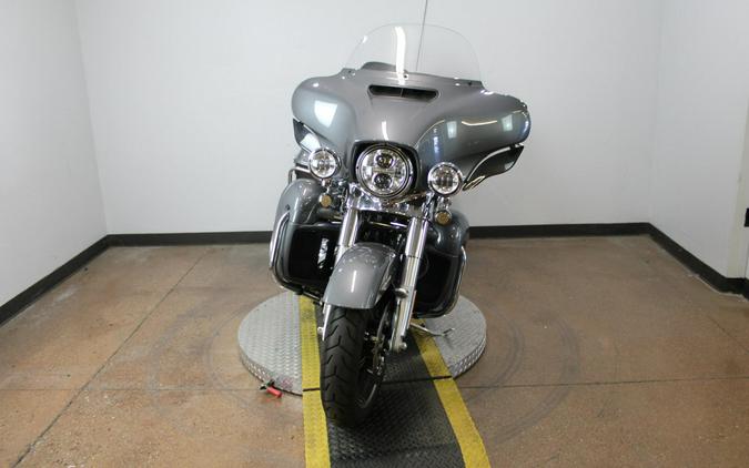 2022 Harley-Davidson® Ultra Limited GAUNT GRY MTLIC