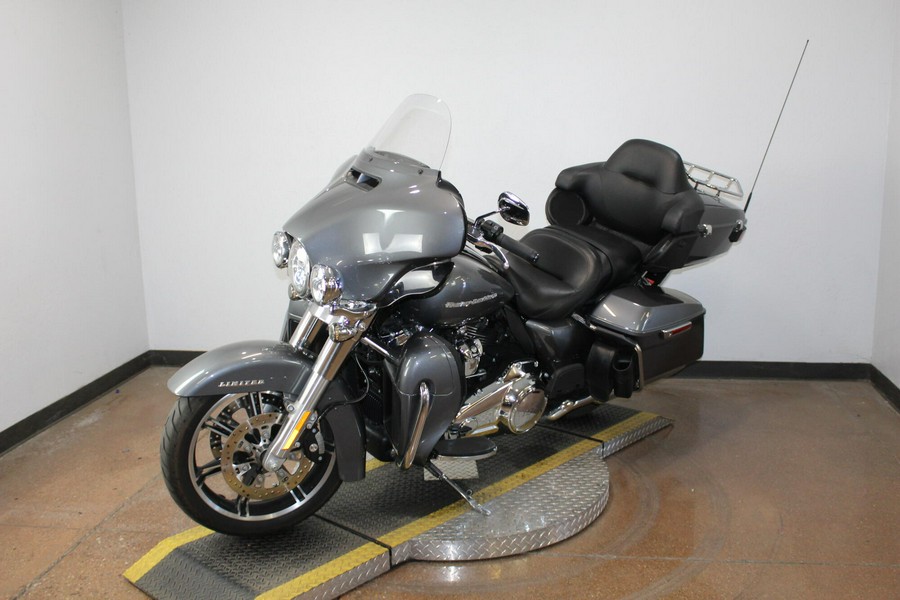 2022 Harley-Davidson® Ultra Limited GAUNT GRY MTLIC