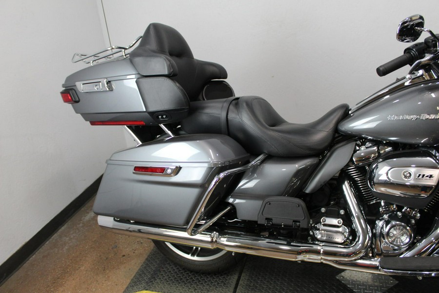 2022 Harley-Davidson® Ultra Limited GAUNT GRY MTLIC