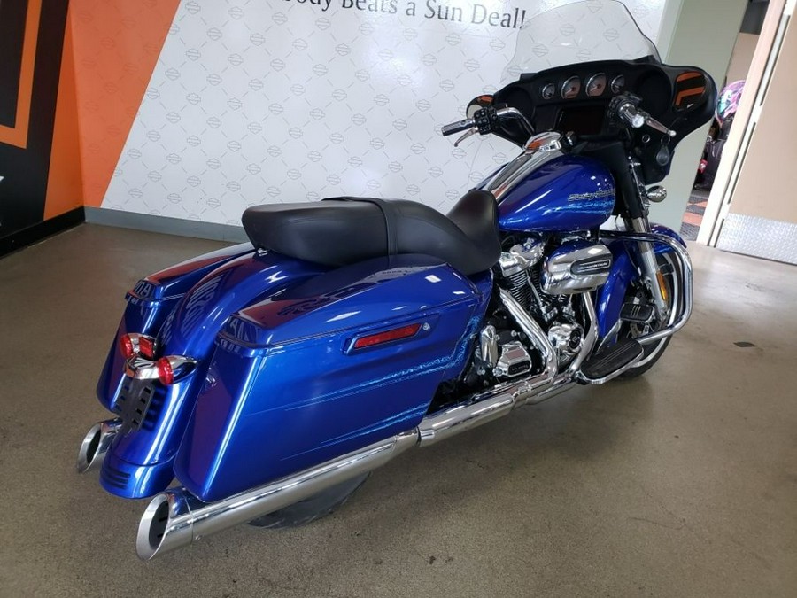 2019 Harley-Davidson® FLHX - Street Glide®