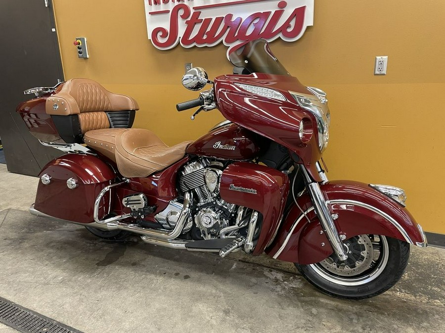 2020 Indian Motorcycle® Roadmaster® Burgundy Metallic