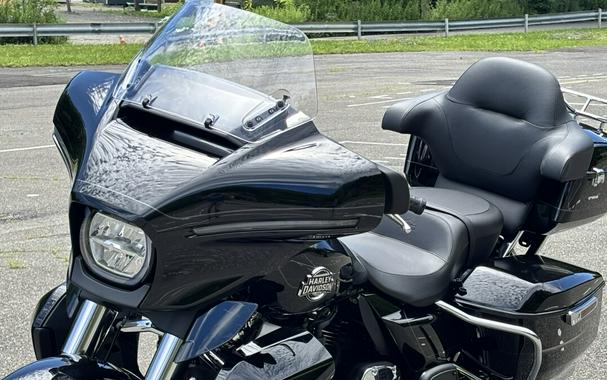 FLHXU 2025 Street Glide® Ultra