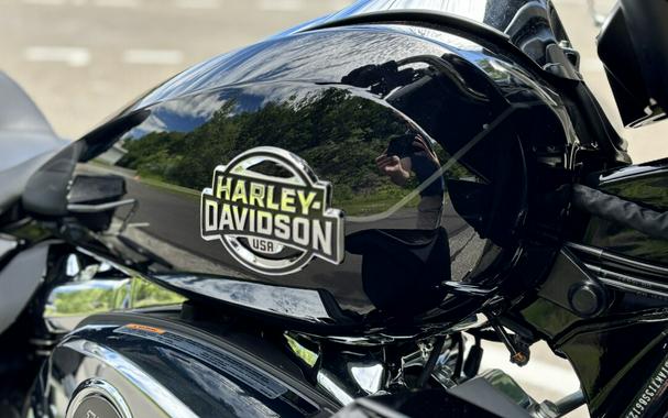 FLHXU 2025 Street Glide® Ultra