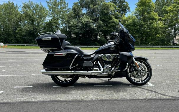 FLHXU 2025 Street Glide® Ultra