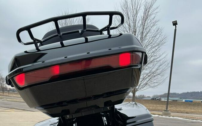 2026 Harley-Davidson® Road Glide Limited Vivid Black Black Trim