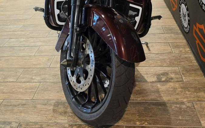 2018 Harley-Davidson® Street Glide® Special TWISTED CHERRY