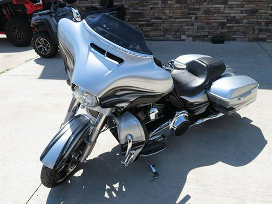 2015 Harley-Davidson Street Glide® Special