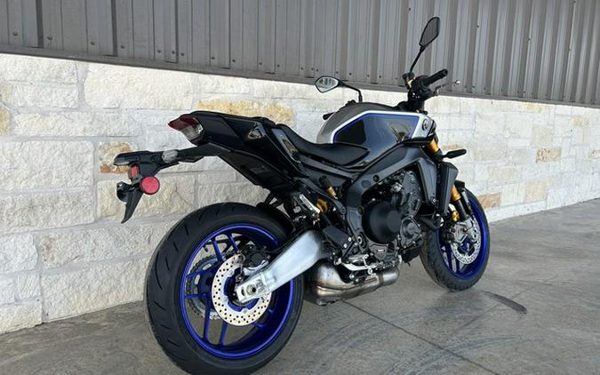 2025 Yamaha MT 09 SP
