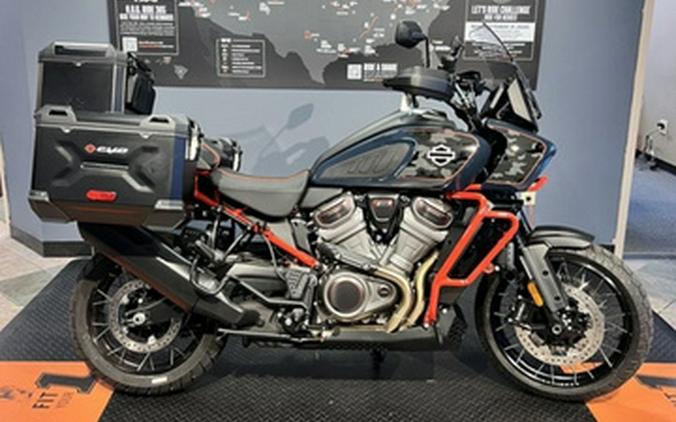 2025 Harley-Davidson Pan America CVO