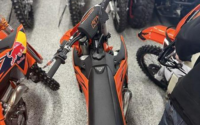 2026 KTM 300 SX