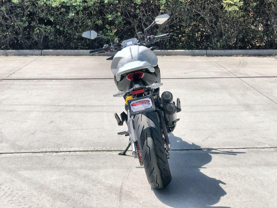 2027 Ducati MONSTER PLUS