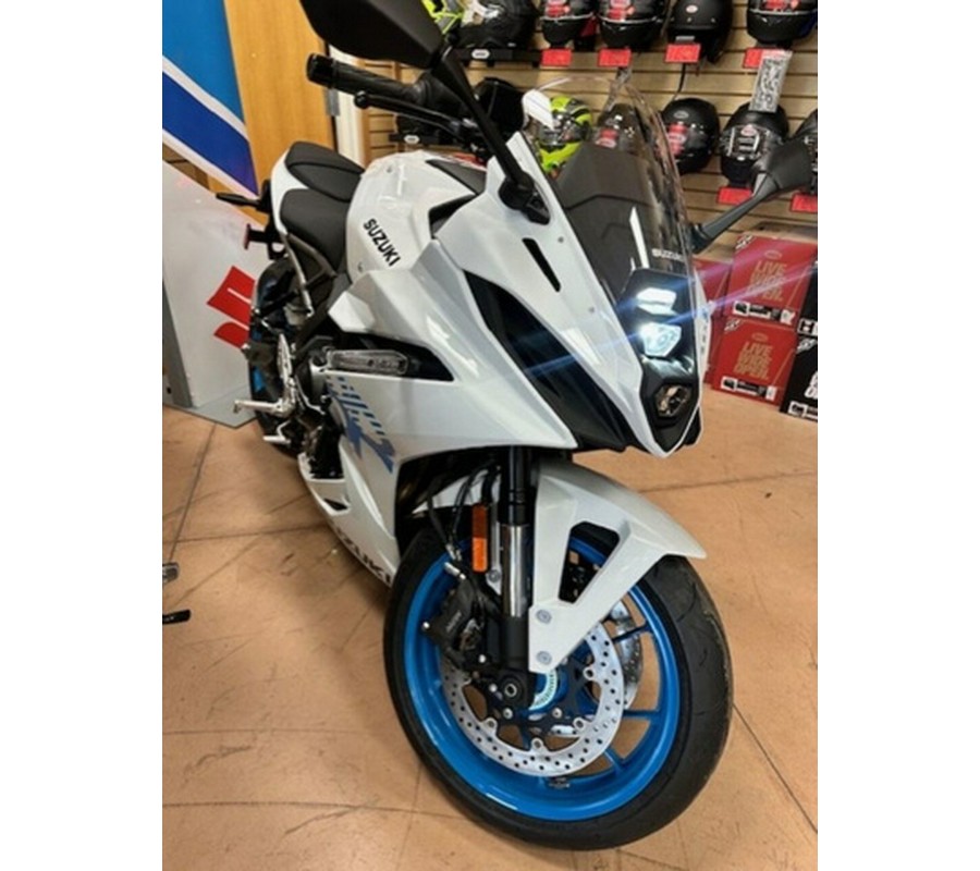 2026 Suzuki GSX-8R