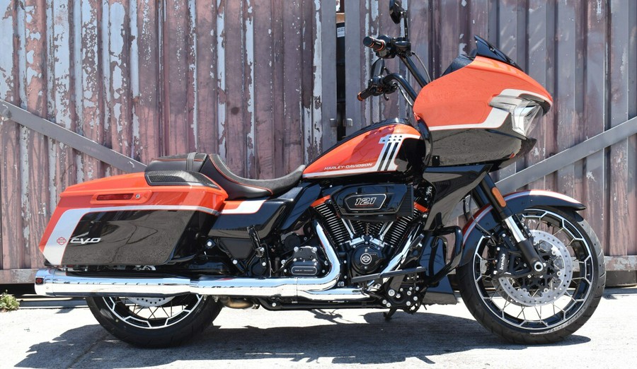 2024 Harley-Davidson® CVO™ Road Glide® FLTRXSE