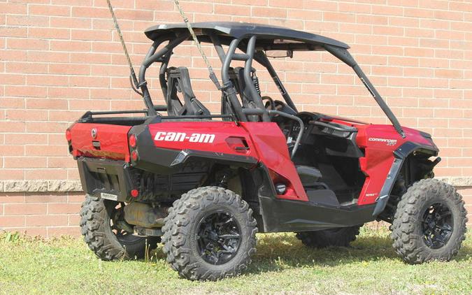 2018 Can-Am® Commander™ XT™ 800R Intense Red