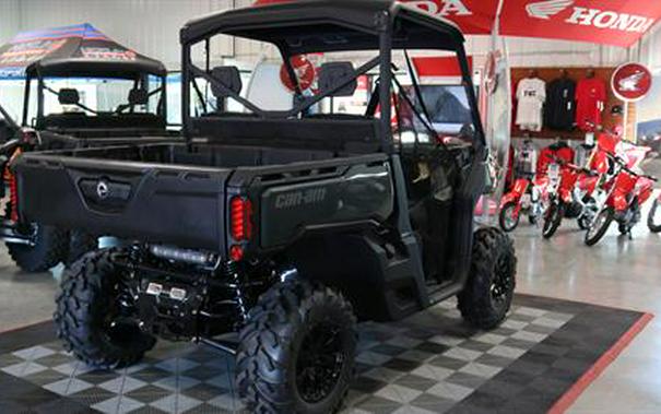 2024 Can-Am Defender XT HD10