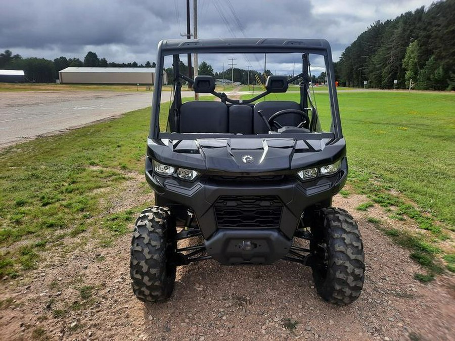 2024 Can-Am® Defender DPS HD9 Timeless Black