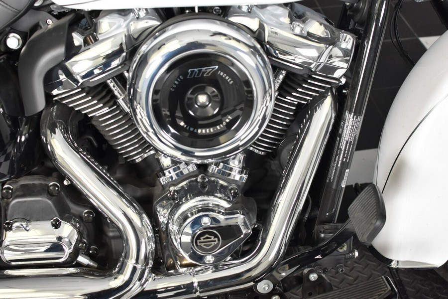 2025 Harley-Davidson Heritage Classic FLHC