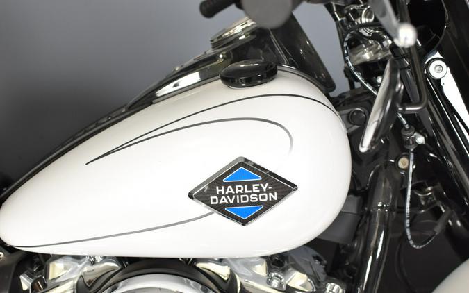 2025 Harley-Davidson Heritage Classic FLHC