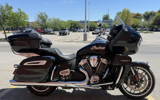 2023 Indian Motorcycle® Pursuit Limited Black Metallic