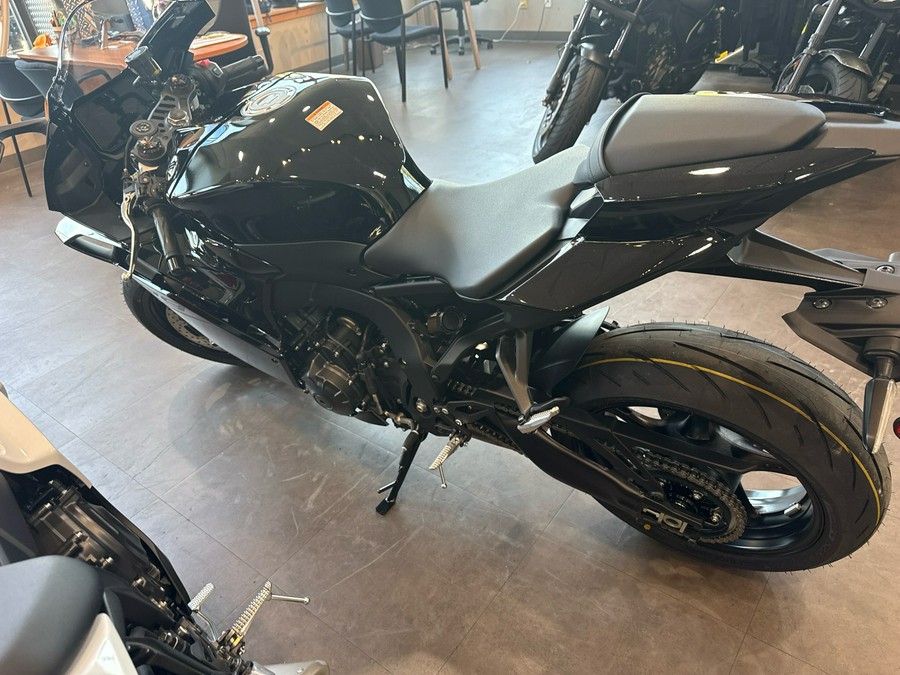 2027 Yamaha YZF-R9