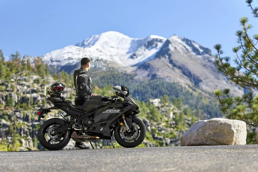 2027 Yamaha YZF-R9