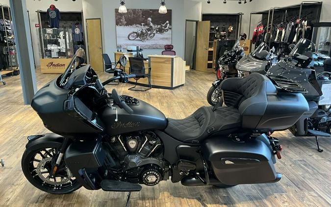 2024 Indian Motorcycle® Pursuit® Dark Horse® Black Smoke