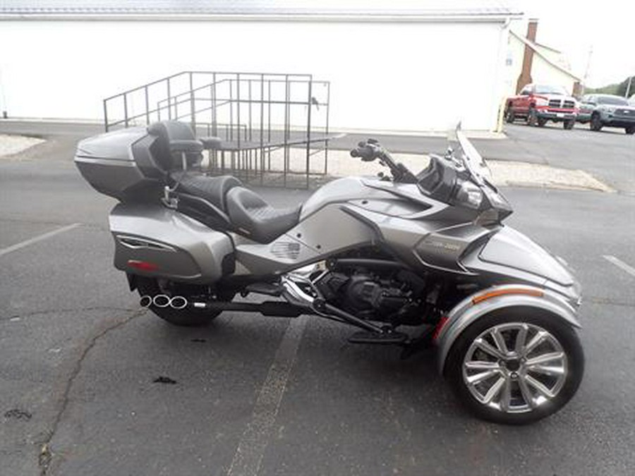 2017 Can-Am Spyder F3-T SE6