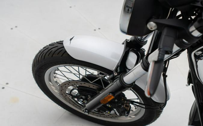 2024 Moto Guzzi V7 Special
