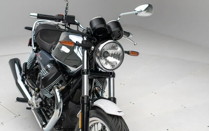 2024 Moto Guzzi V7 Special