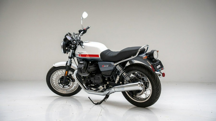 2024 Moto Guzzi V7 Special