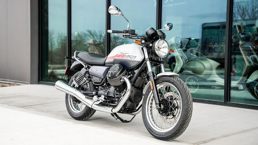2024 Moto Guzzi V7 Special