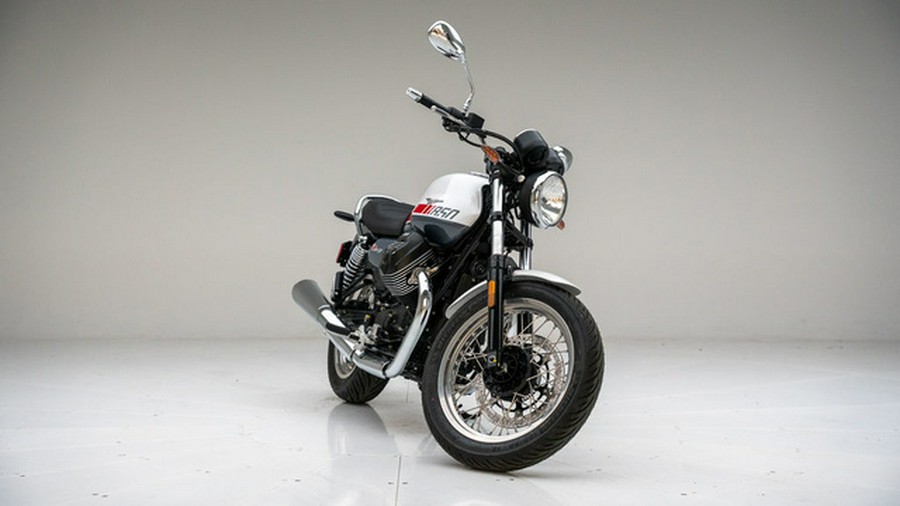 2024 Moto Guzzi V7 Special