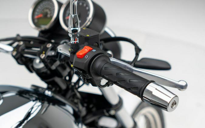 2024 Moto Guzzi V7 Special