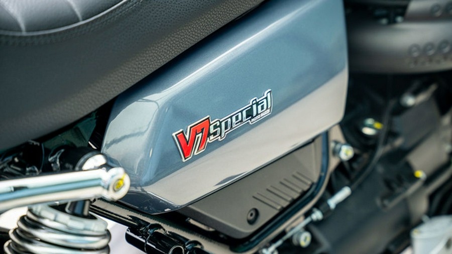 2024 Moto Guzzi V7 Special