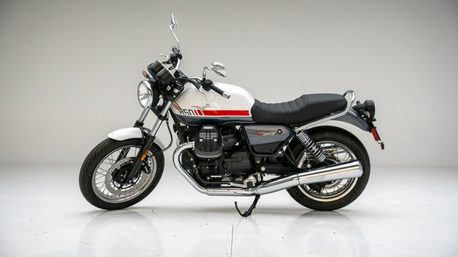 2024 Moto Guzzi V7 Special