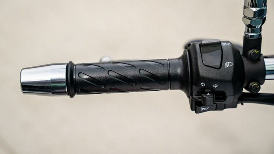 2024 Moto Guzzi V7 Special