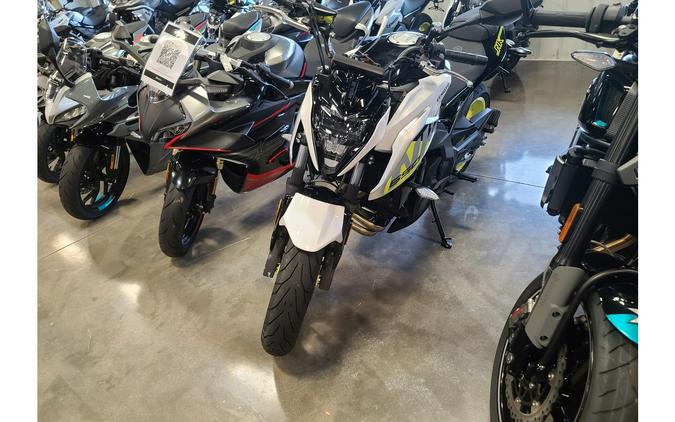 2023 CFMOTO 650NK