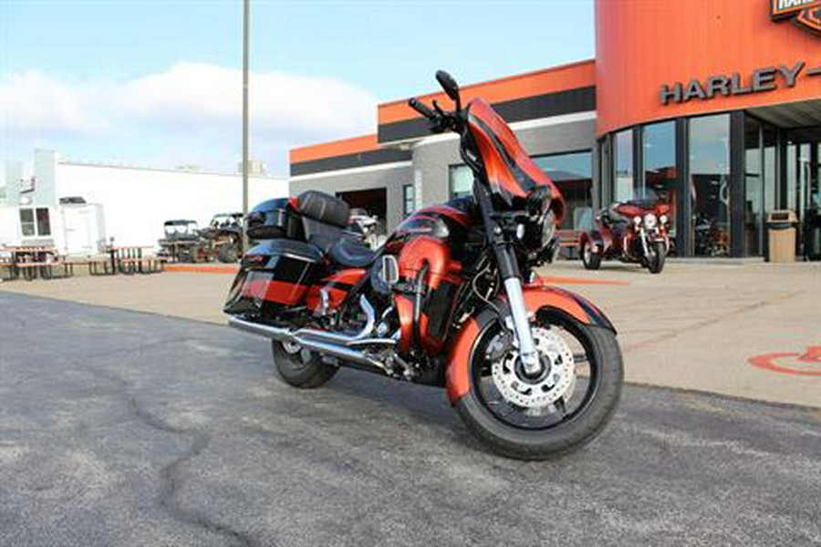 2017 Harley-Davidson FLHXSE