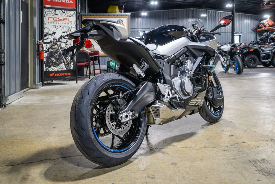 2026 CFMOTO 675SS
