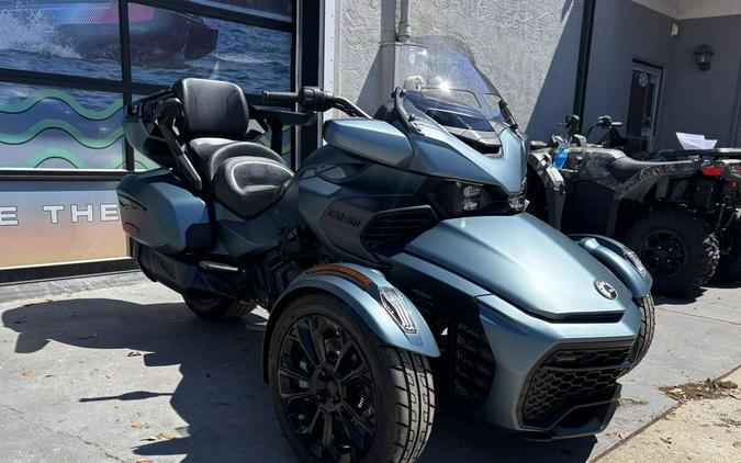 2026 Can-Am® Spyder F3 Limited Dark